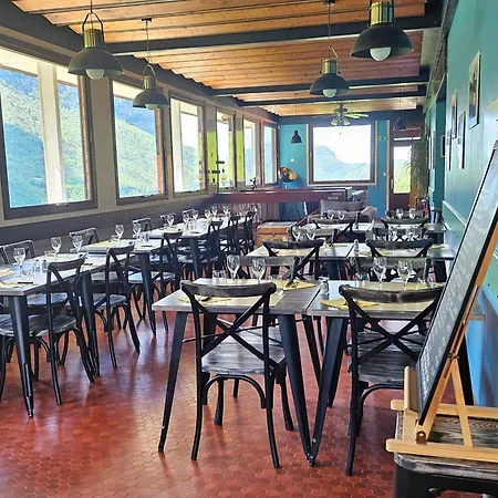 La Bicyclette Privee , Le Refuge Du Phoenix